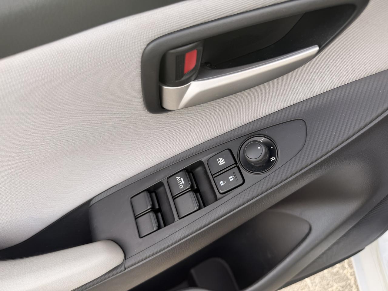 Toyota Yaris Sedan L Manual (Natl) 2019