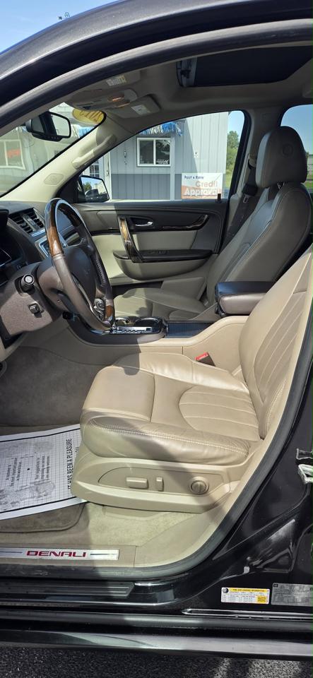 GMC Acadia AWD 4dr Denali 2015