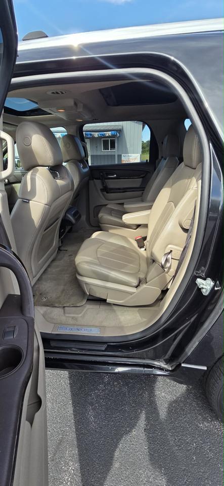 GMC Acadia AWD 4dr Denali 2015
