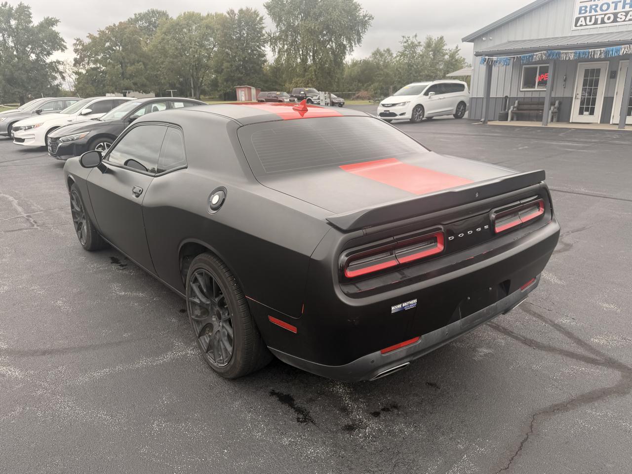 Dodge Challenger SXT Coupe 2017