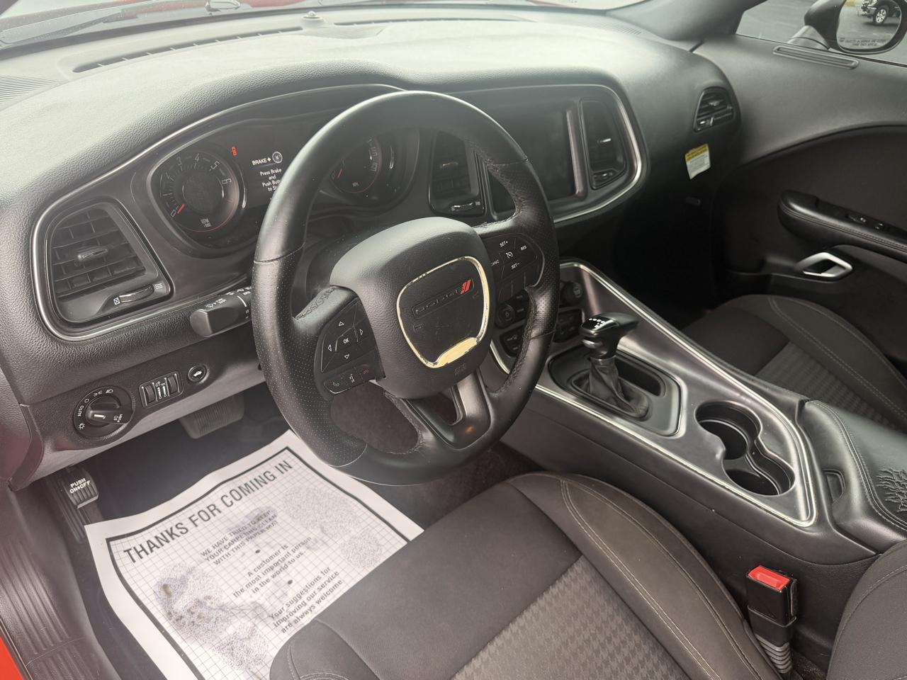 Dodge Challenger SXT Coupe 2017