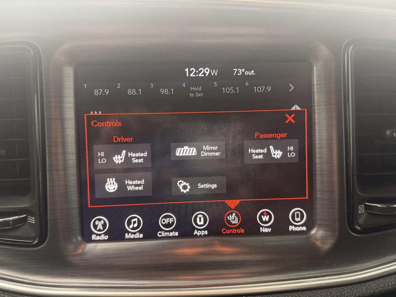 Dodge Challenger SXT Coupe 2017
