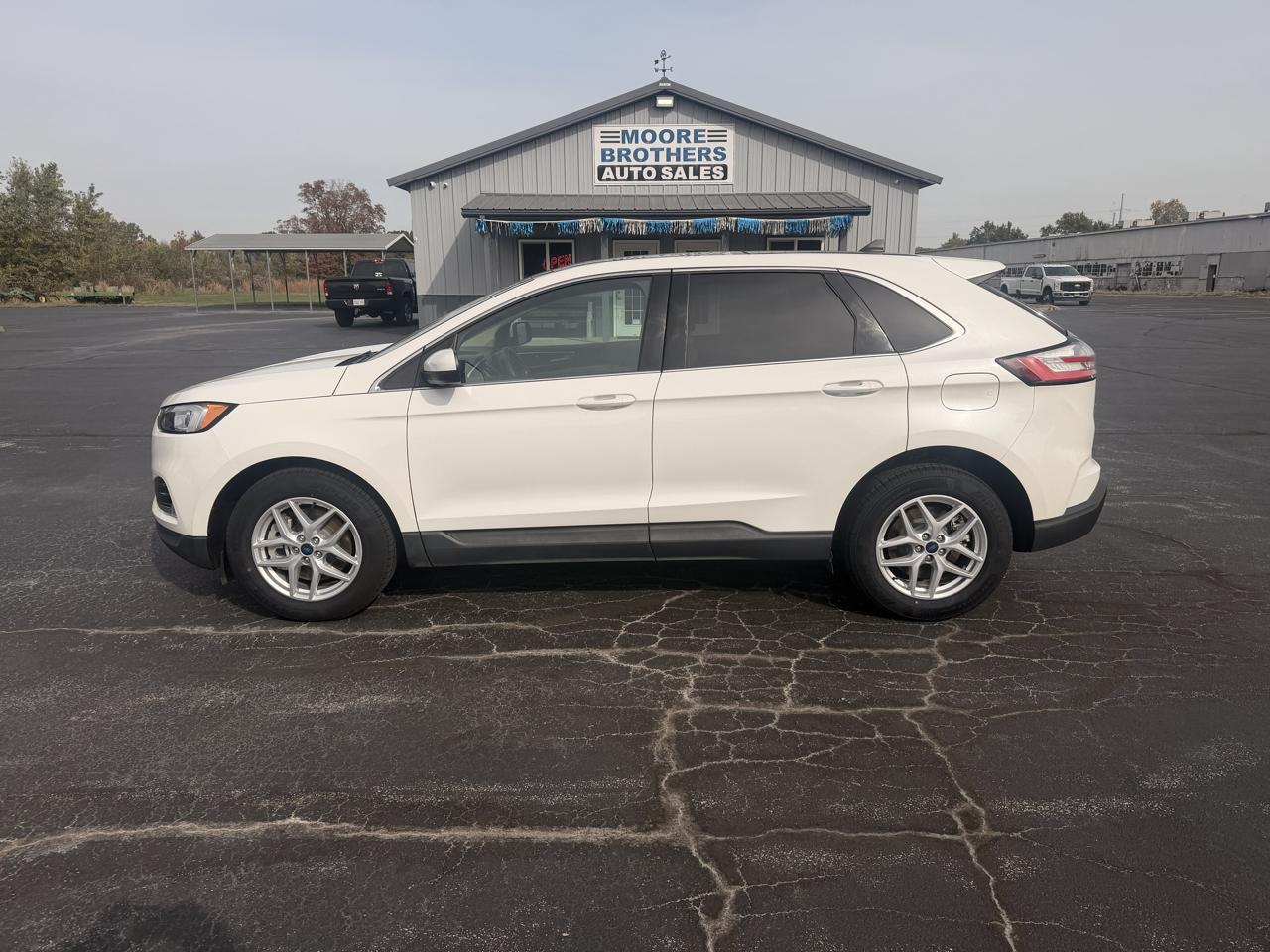 Ford Edge SEL Plus 4D SUV AWD 2021
