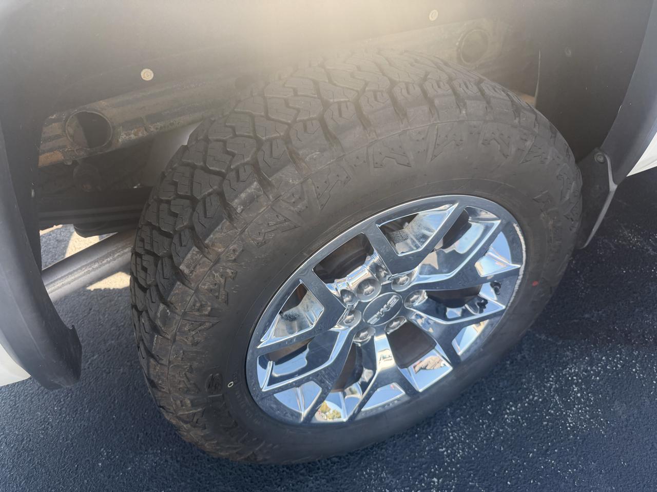 GMC Sierra 1500 4WD Crew Cab 143.5" SLT 2014