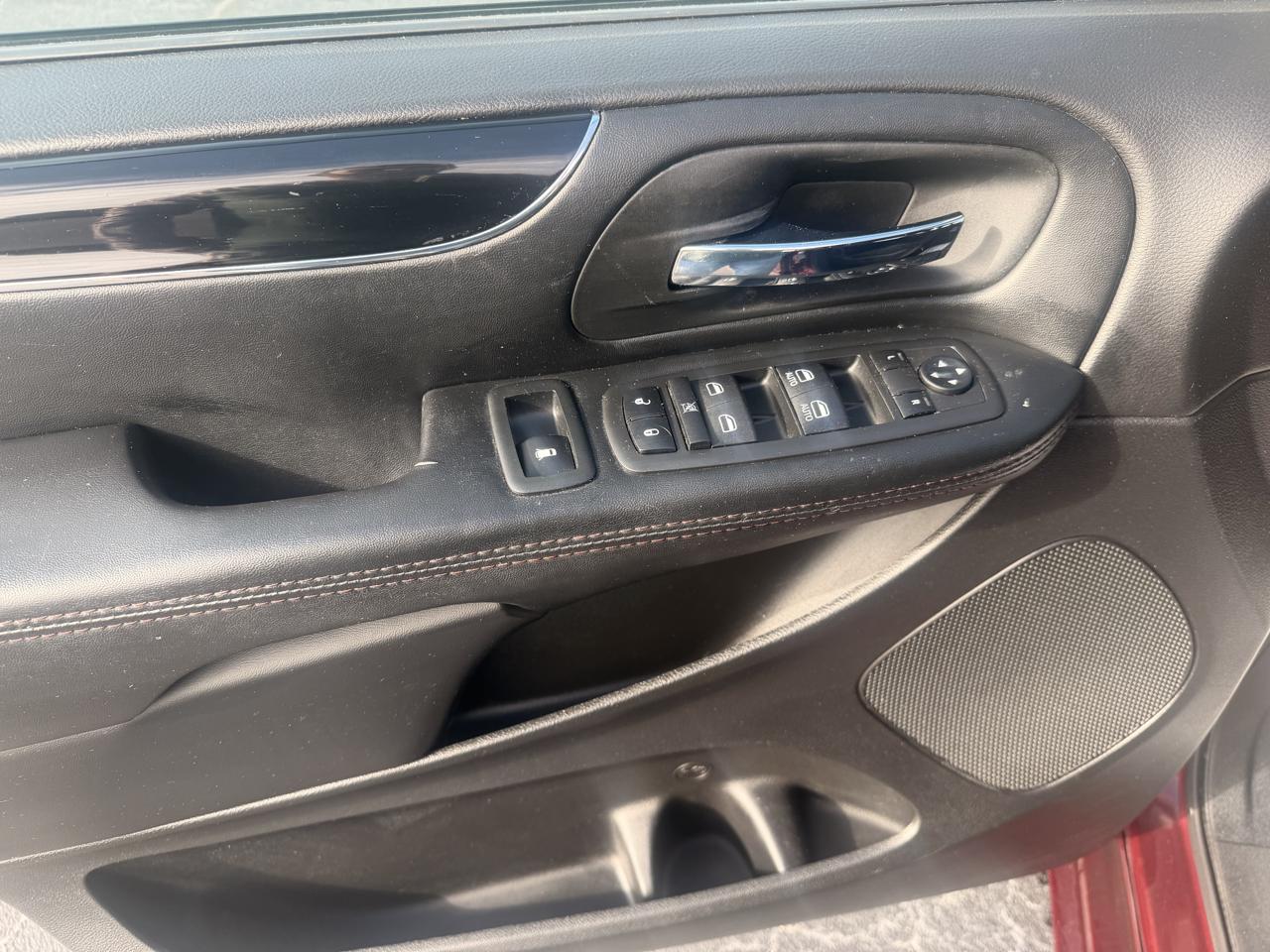 Dodge Grand Caravan SE 2019