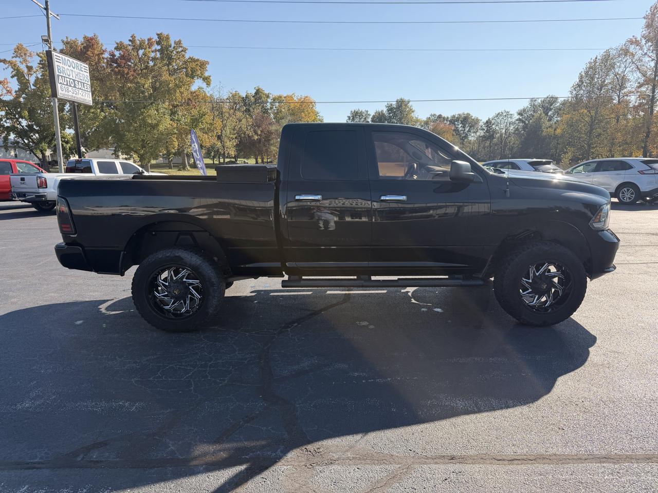 RAM 1500 2WD Quad Cab 140.5" Express 2014