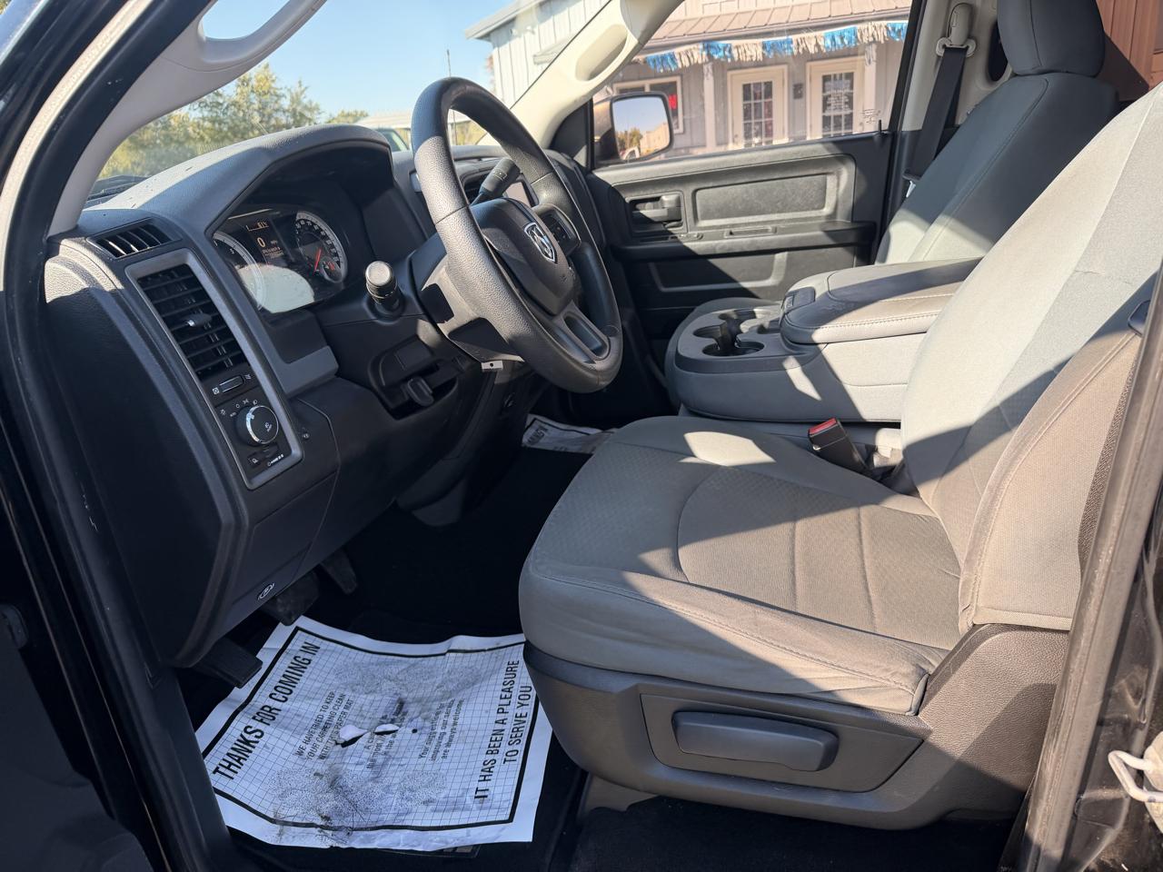 RAM 1500 2WD Quad Cab 140.5" Express 2014