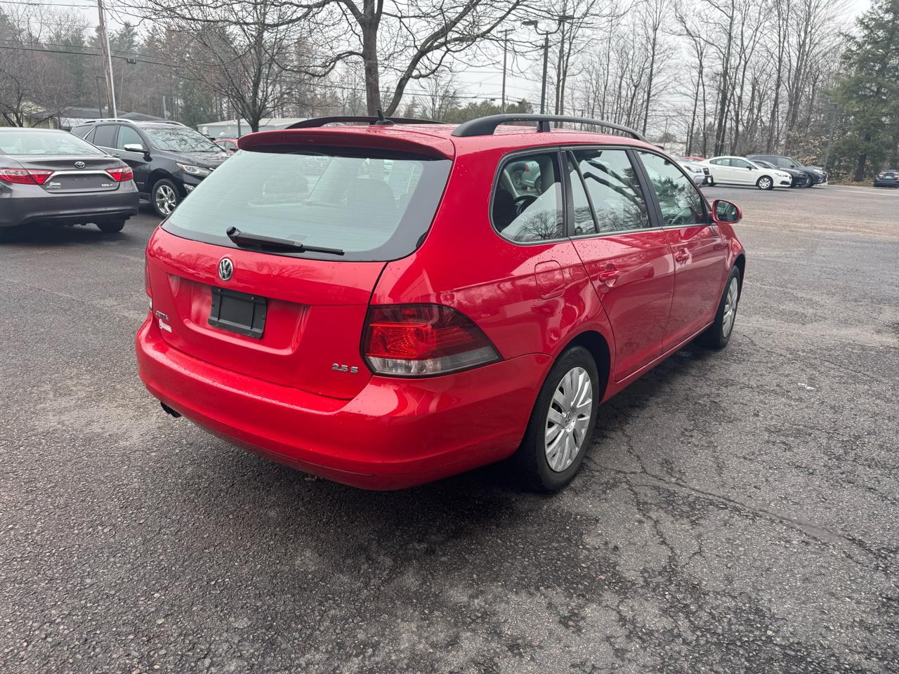 Volkswagen Jetta SportWagen 4dr Auto S PZEV 2013