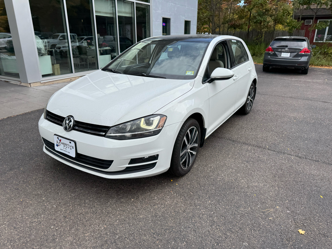 2015 Volkswagen Golf TSI SE's photo