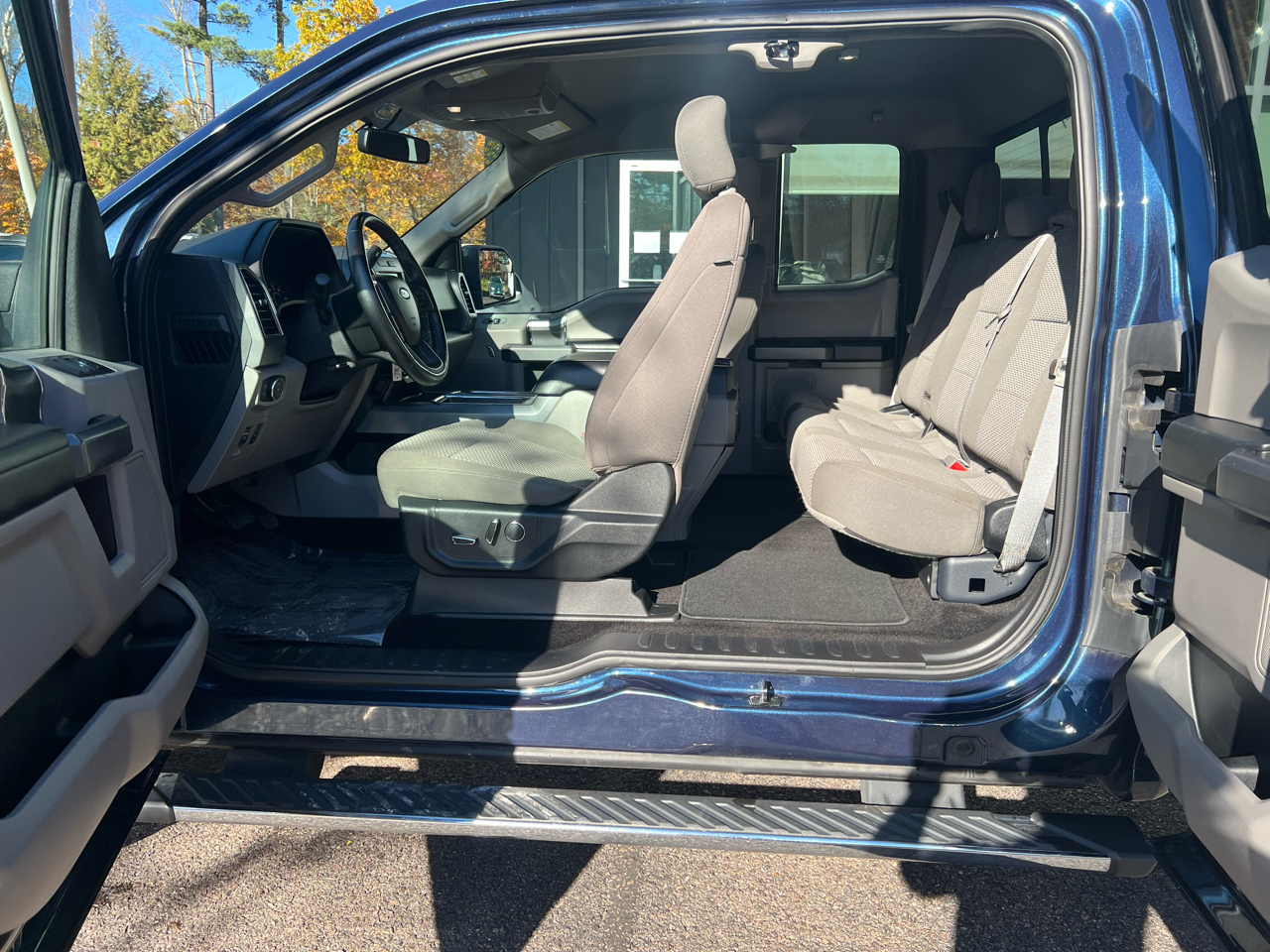 Ford F150 XLT Supercab 4WD 145 2018 Ford F150 XLT Supercab 4WD 145 2018