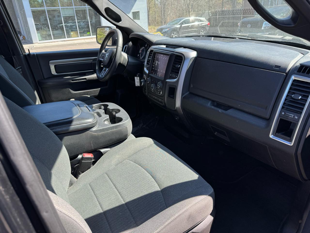 RAM 1500 DS SLT Quad Cab 4WD SWB 2021