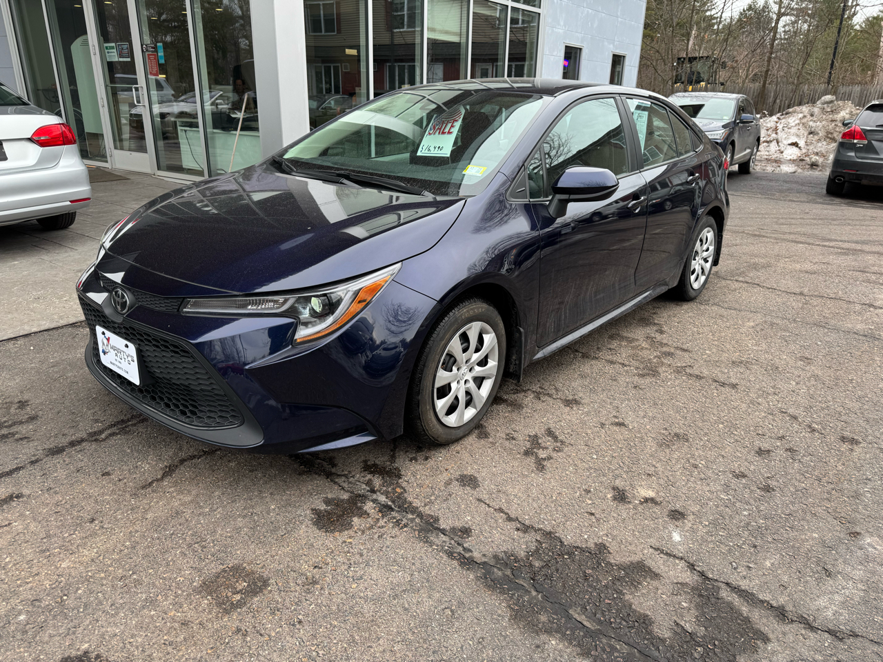 Toyota Corolla LE 4D Sedan at 2021
