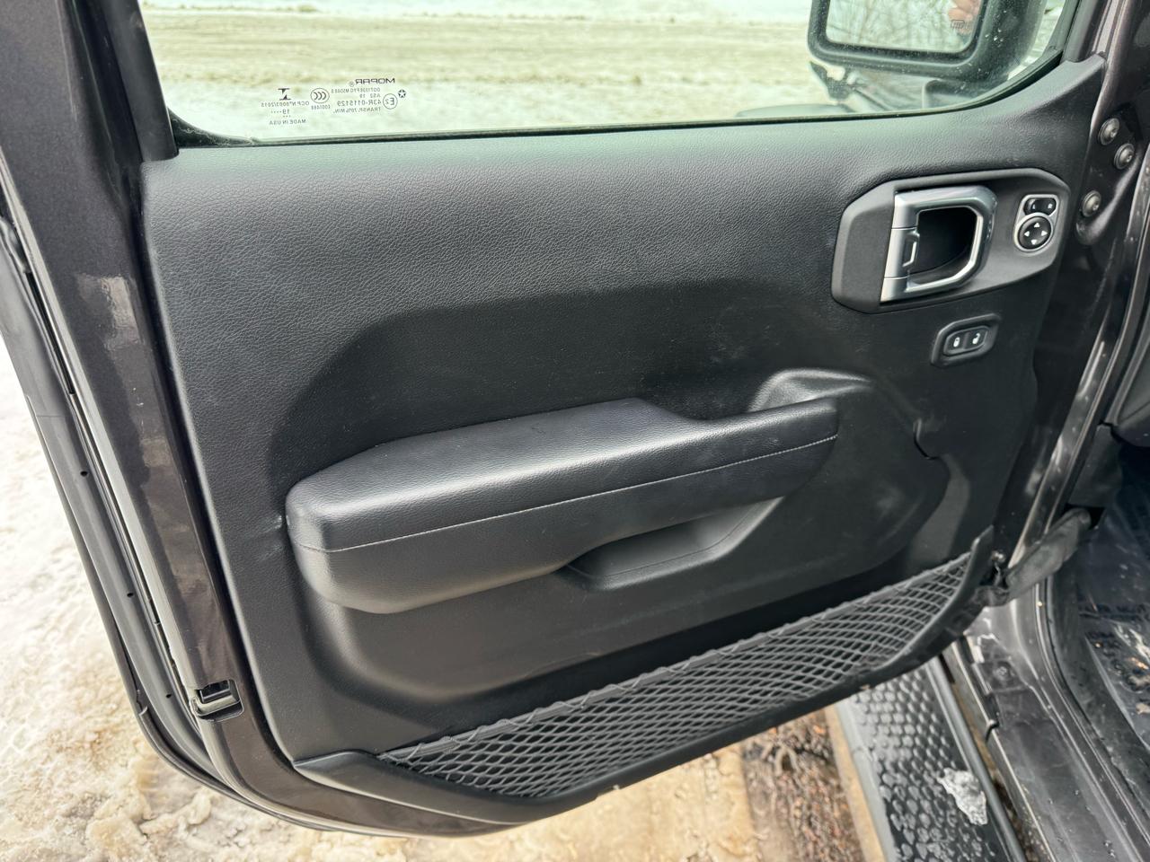 Jeep Wrangler Sport 2D SUV 4WD 2020