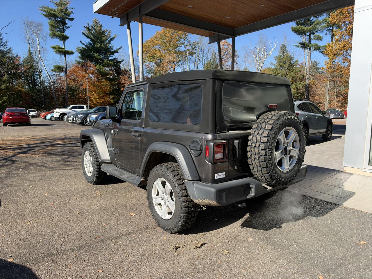 Jeep Wrangler Sport 2D SUV 4WD 2020
