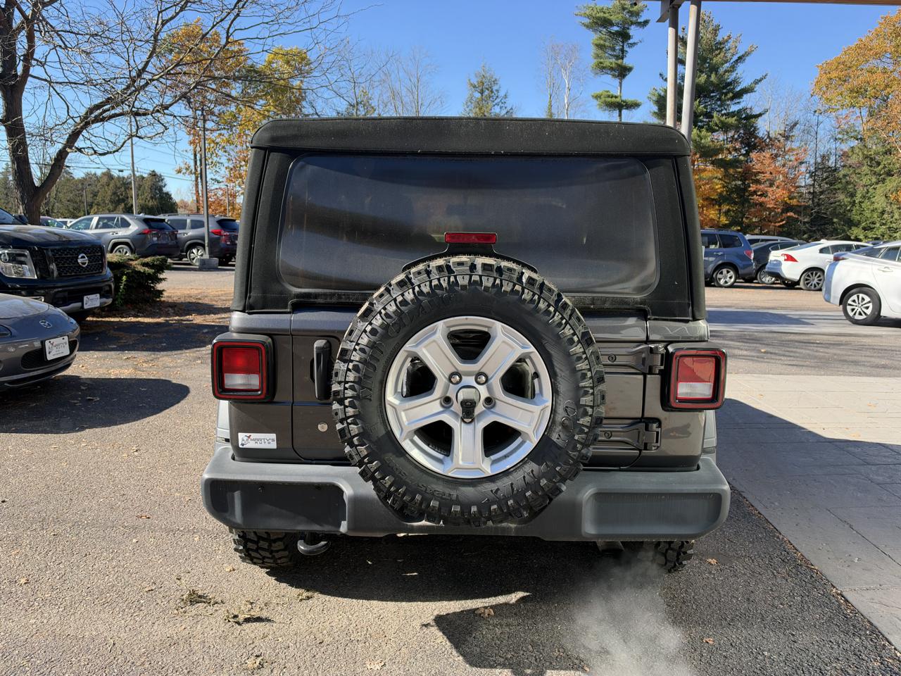 Jeep Wrangler Sport 2D SUV 4WD 2020