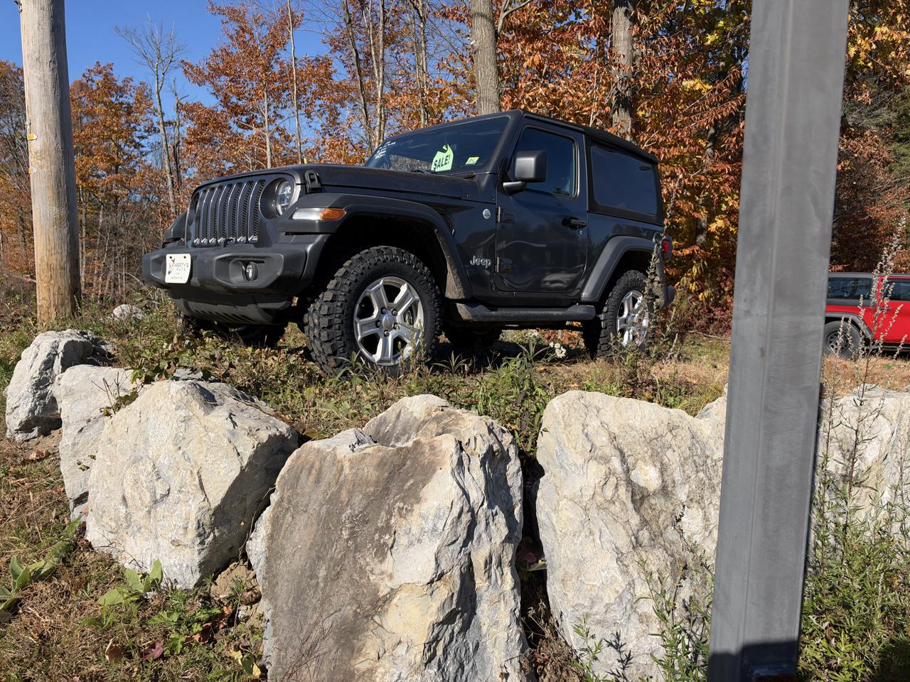 Jeep Wrangler Sport 2D SUV 4WD 2020