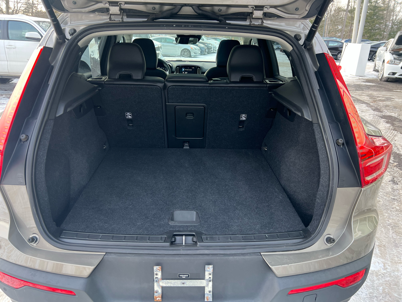 Volvo XC40 T5 - Momentum 4D SUV AWD 2022