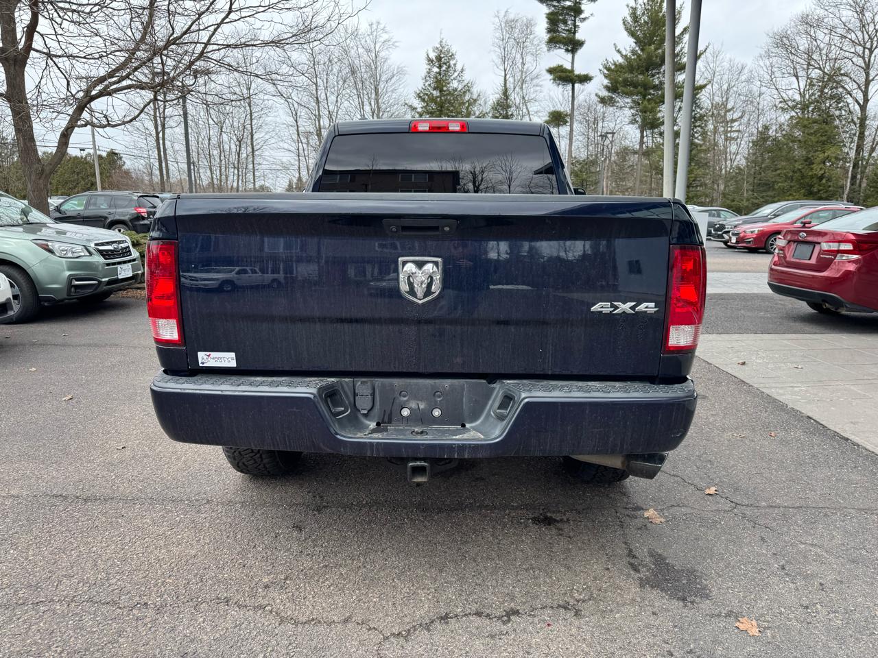 RAM 1500 Tradesman Quad Cab 4WD SWB 2018