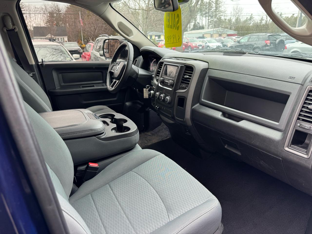 RAM 1500 Tradesman Quad Cab 4WD SWB 2018