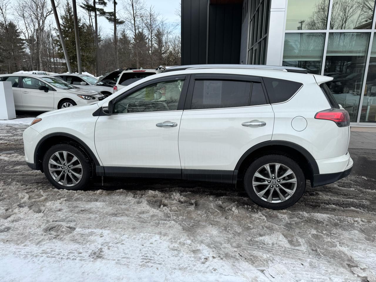 Toyota RAV4 Limited 4D SUV AWD 2018