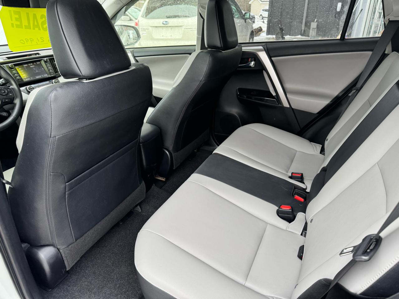 Toyota RAV4 Limited 4D SUV AWD 2018