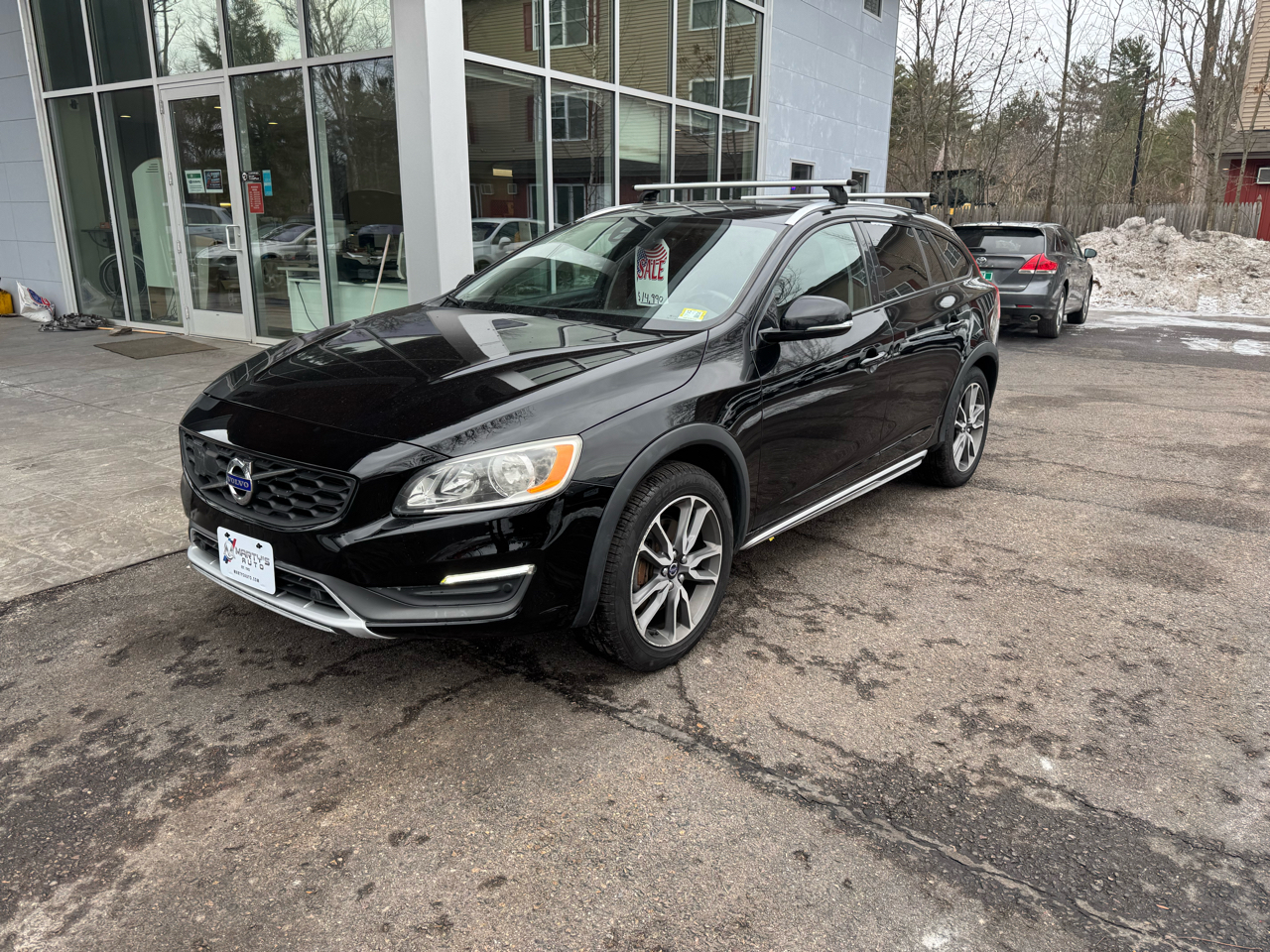 Volvo V60 T5 Cross Country 4D Wagon AWD 2016