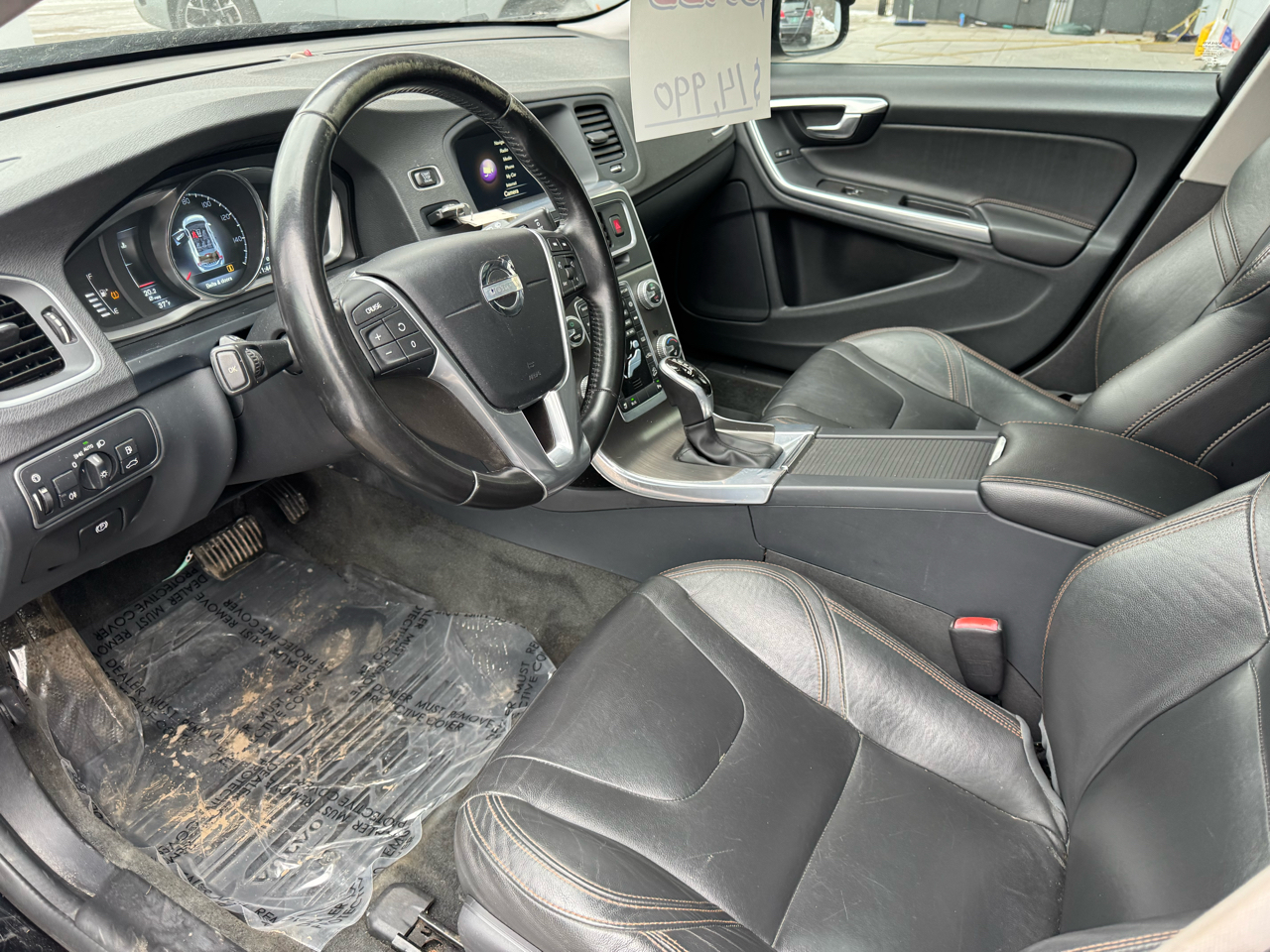 Volvo V60 T5 Cross Country 4D Wagon AWD 2016