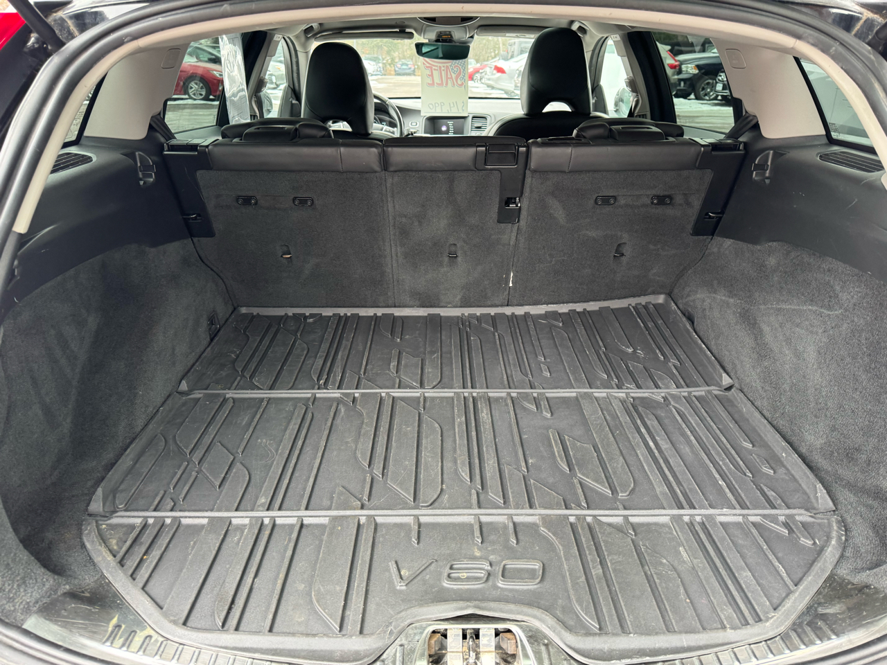 Volvo V60 T5 Cross Country 4D Wagon AWD 2016