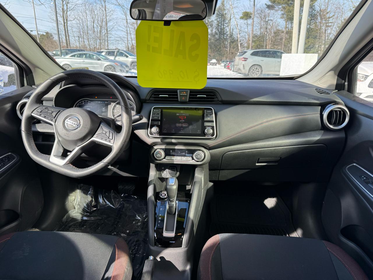 Nissan Versa SR 4D Sedan 2020