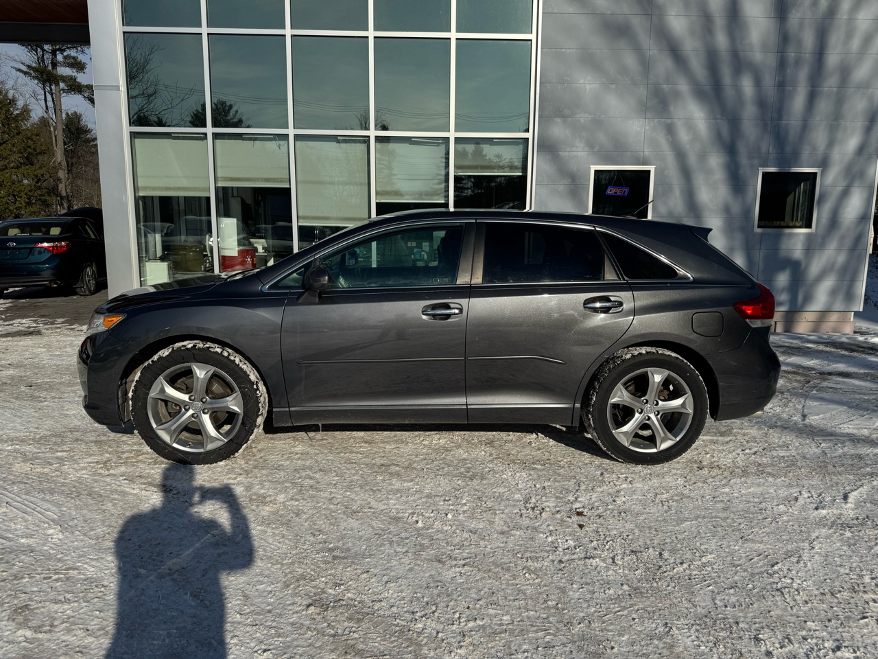 Toyota Venza 4D SUV AWD 2009
