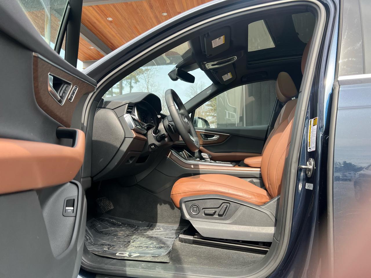 Audi Q7 Premium 55 4D SUV Qtro 3.0T 2025