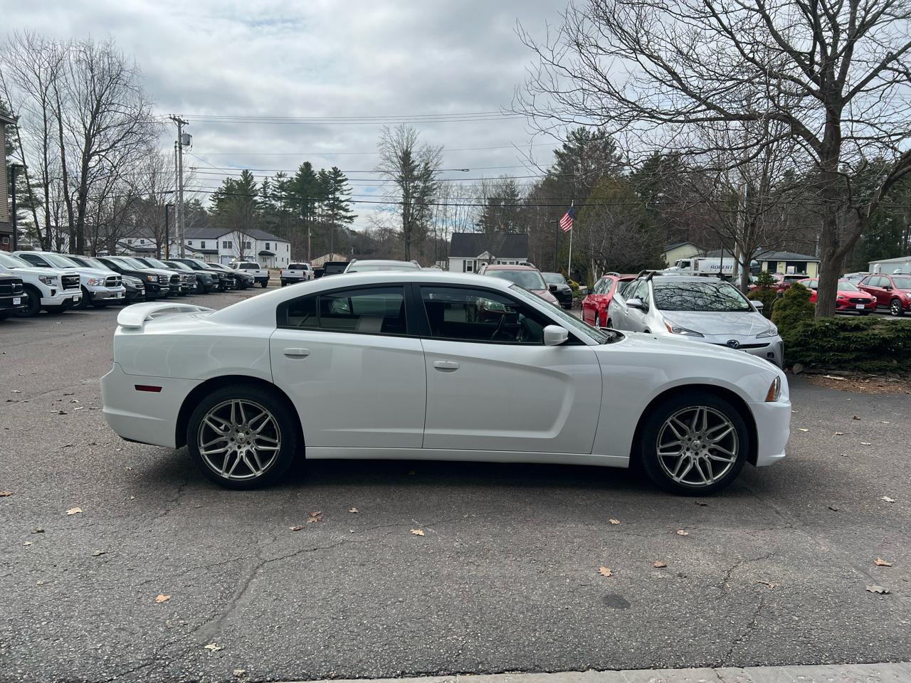 Dodge Charger SXT 4D Sedan 2014