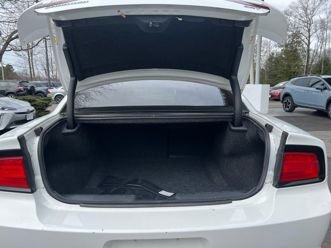 Dodge Charger SXT 4D Sedan 2014