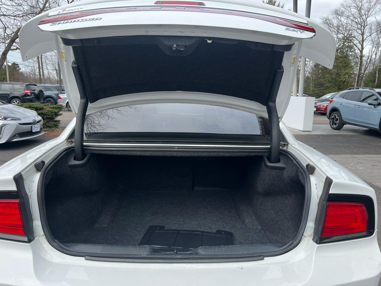 Dodge Charger SXT 4D Sedan 2014