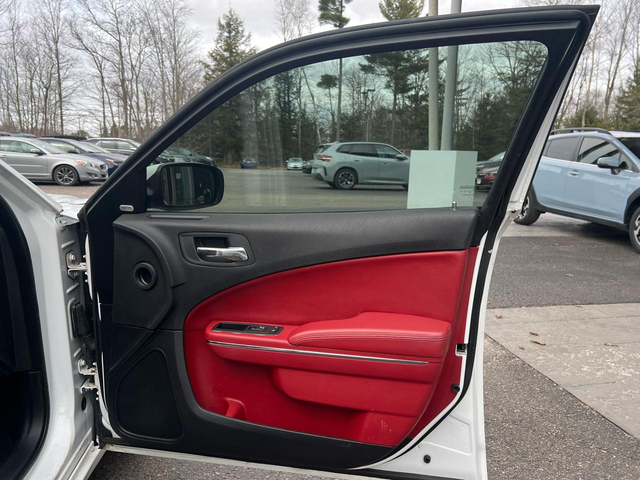 Dodge Charger SXT 4D Sedan 2014