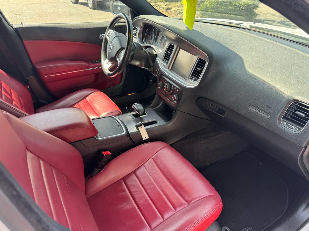 Dodge Charger SXT 4D Sedan 2014