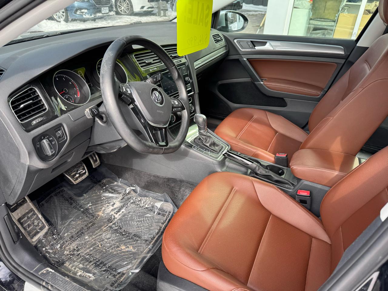 Volkswagen Golf Alltrack S 4D Wagon at 2019