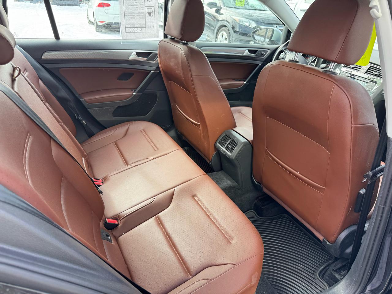 Volkswagen Golf Alltrack S 4D Wagon at 2019