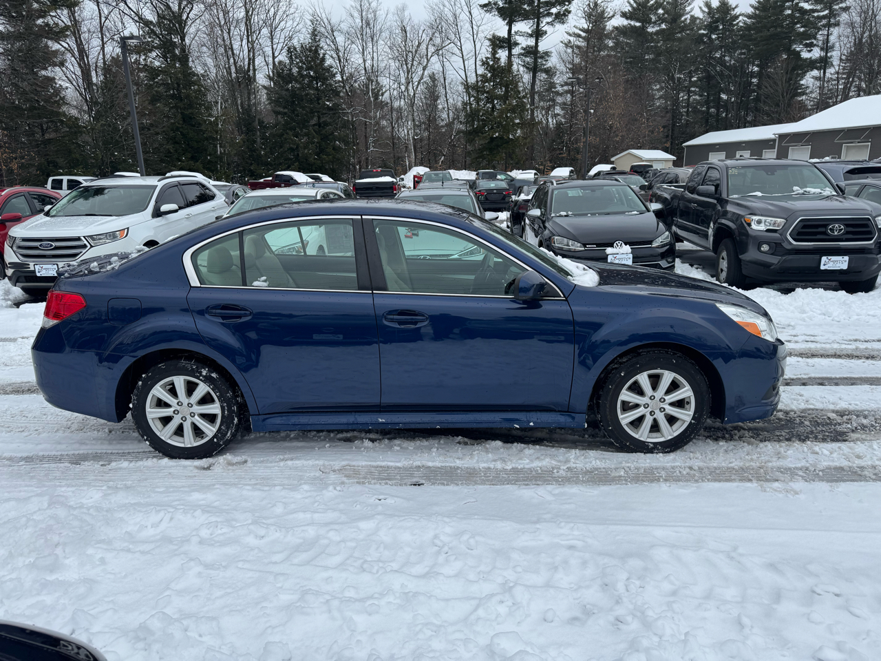 Subaru Legacy Premium 4D Sedan 2011