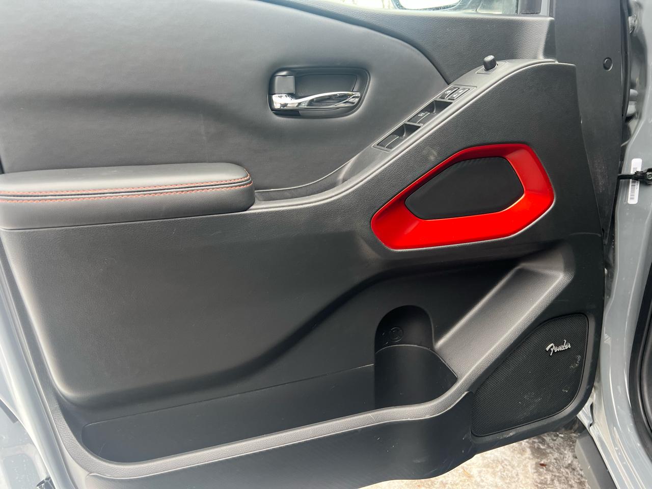 Nissan Frontier PRO-4X Crew Cab 4WD at 2023