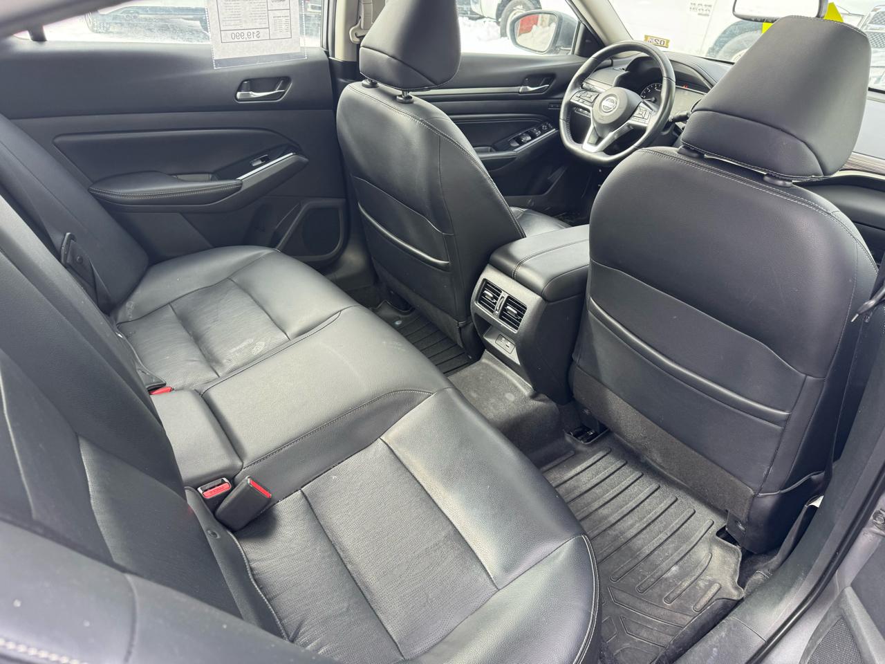 Nissan Altima Platinum 4D Sedan AWD 2.5 2020