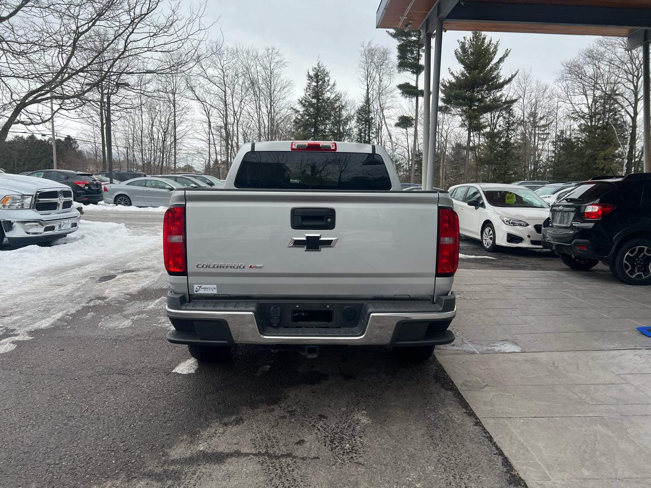 Chevrolet Colorado W/T Crew Cab 4WD 2017
