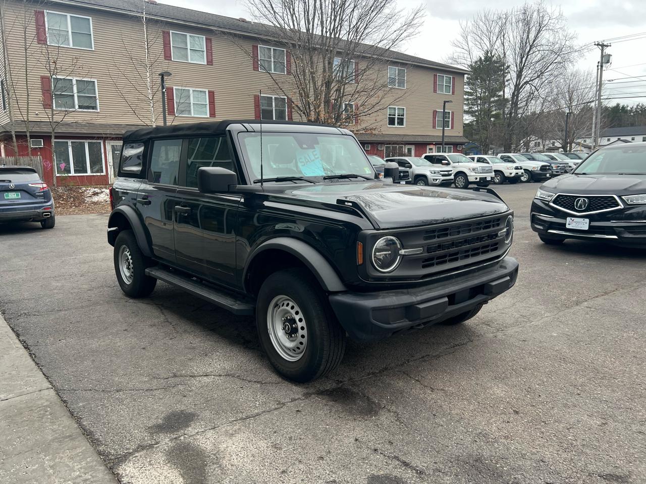 Ford Bronco Base 4D SUV 2022