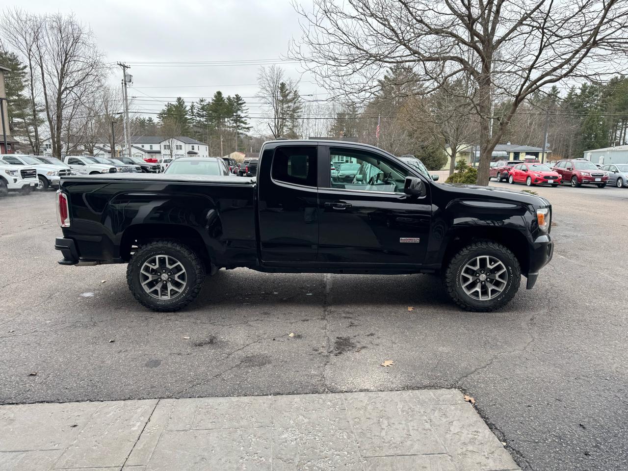 GMC Canyon SLE Ext Cab 4WD 2015