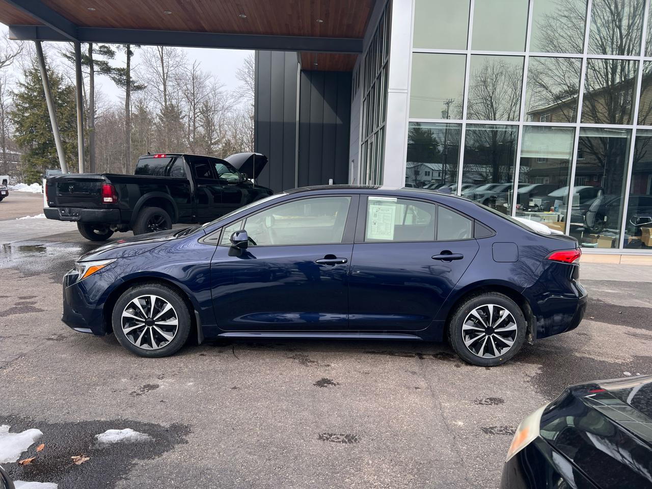 Toyota Corolla LE Hyb 4D Sedan 2025