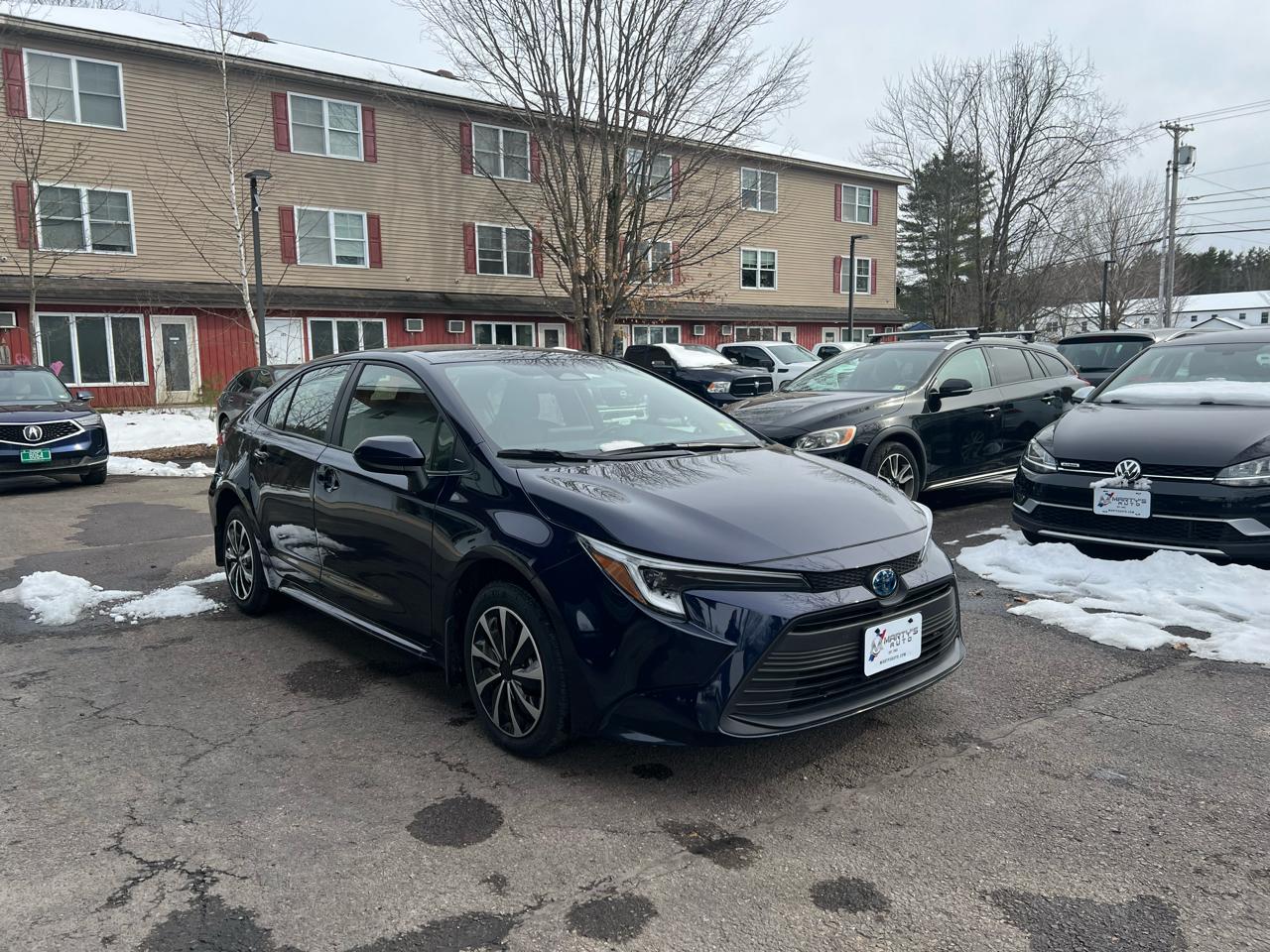 Toyota Corolla LE Hyb 4D Sedan 2025