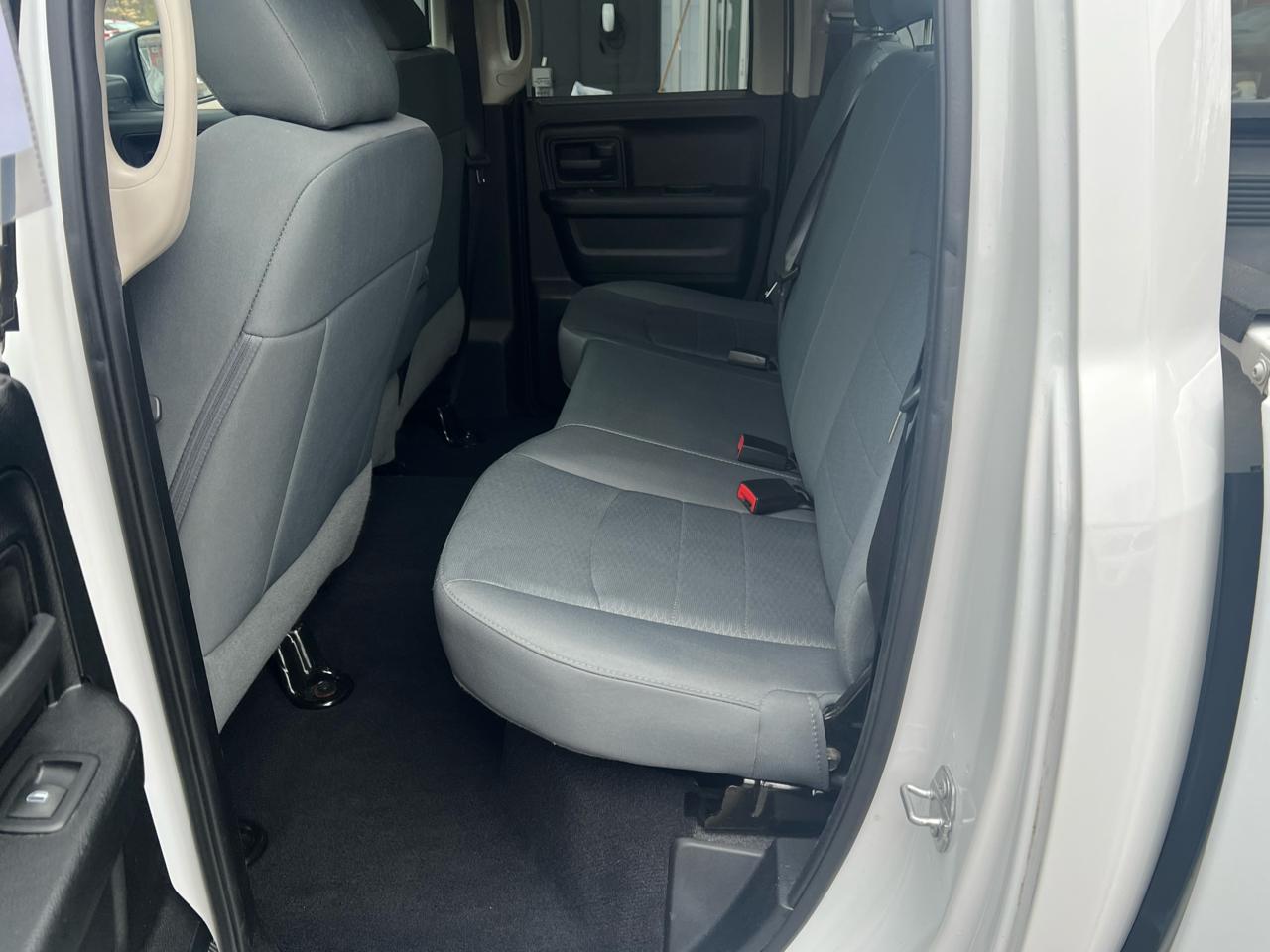 RAM 1500 Tradesman Quad Cab 4WD 2017