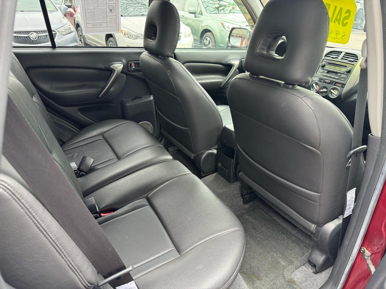 Toyota RAV4 Base 4D Hardtop 4WD 2005