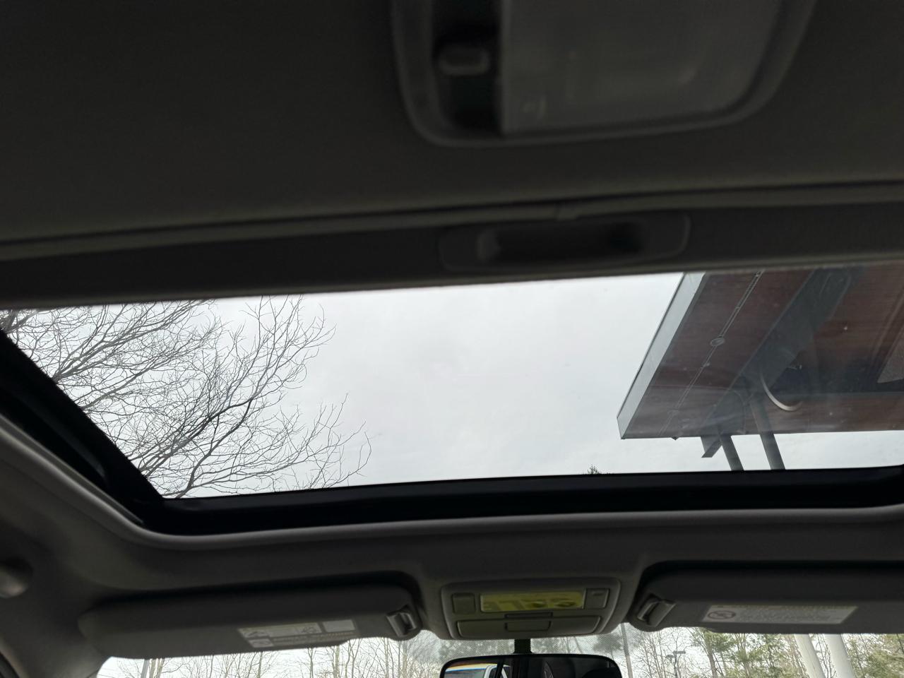 Toyota RAV4 Base 4D Hardtop 4WD 2005