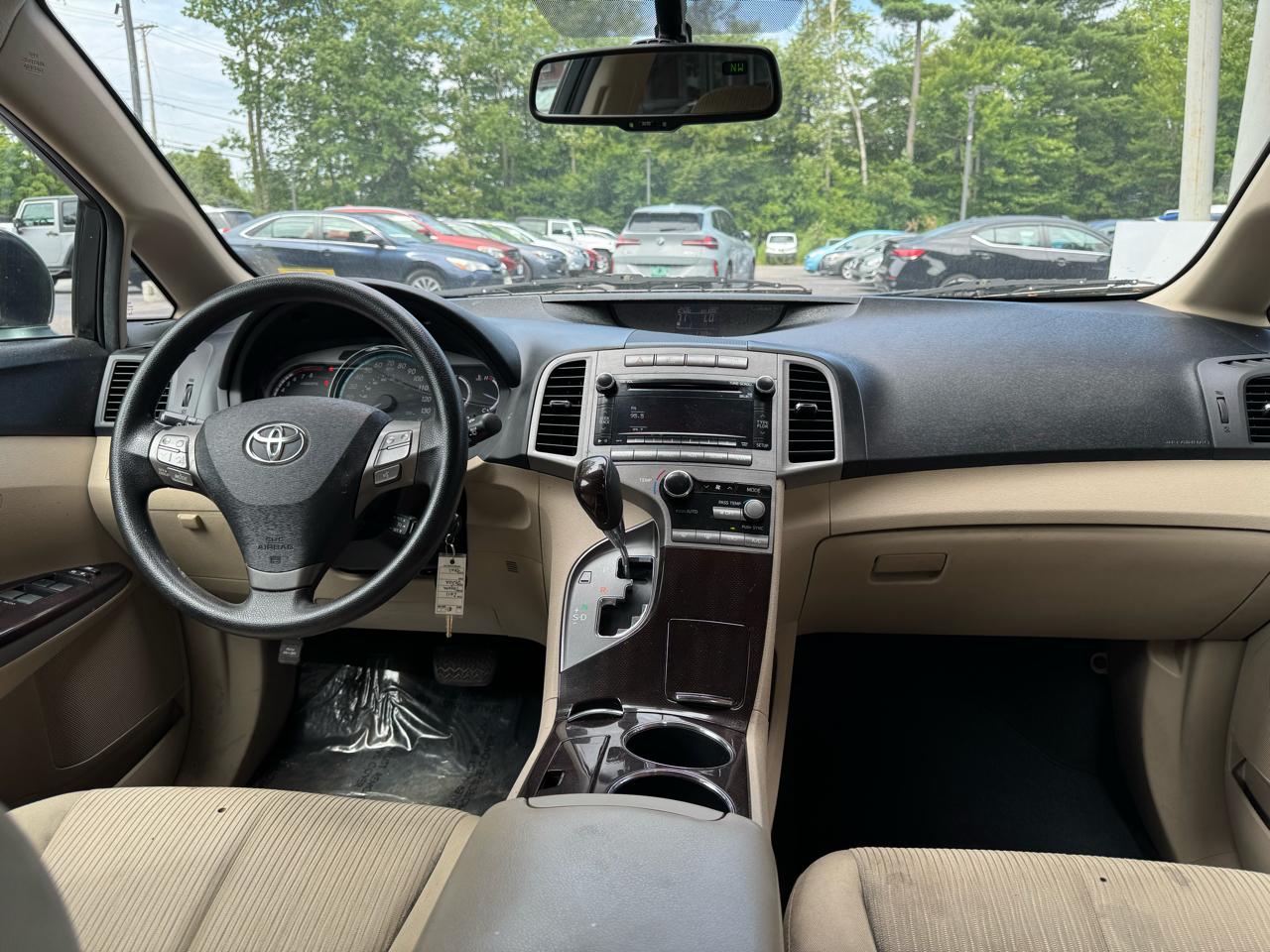 Toyota Venza 4D SUV AWD 4cyl 2011